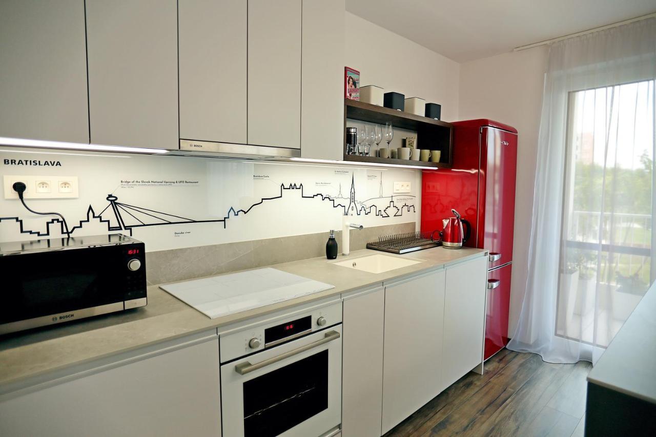 Modern Apartment Near The City Centre Urban Братислава Экстерьер фото