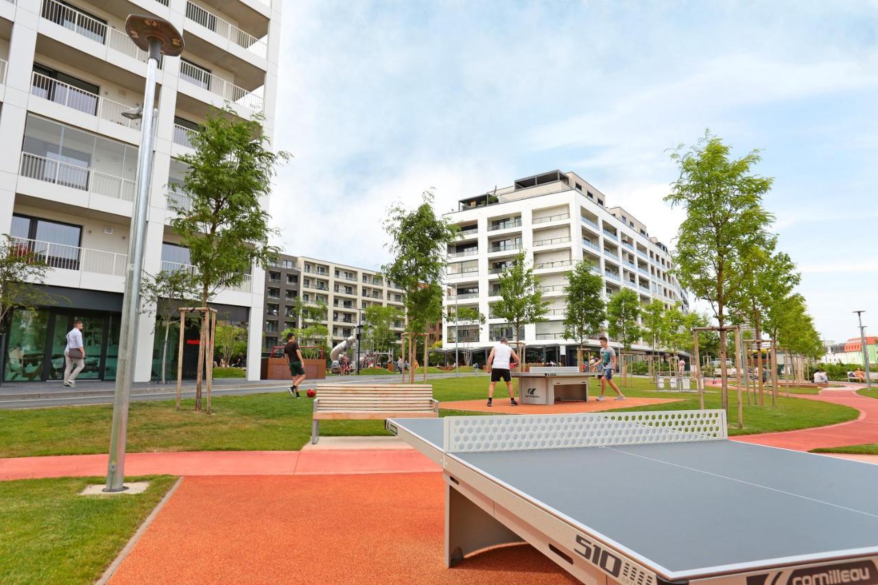 Modern Apartment Near The City Centre Urban Братислава Экстерьер фото